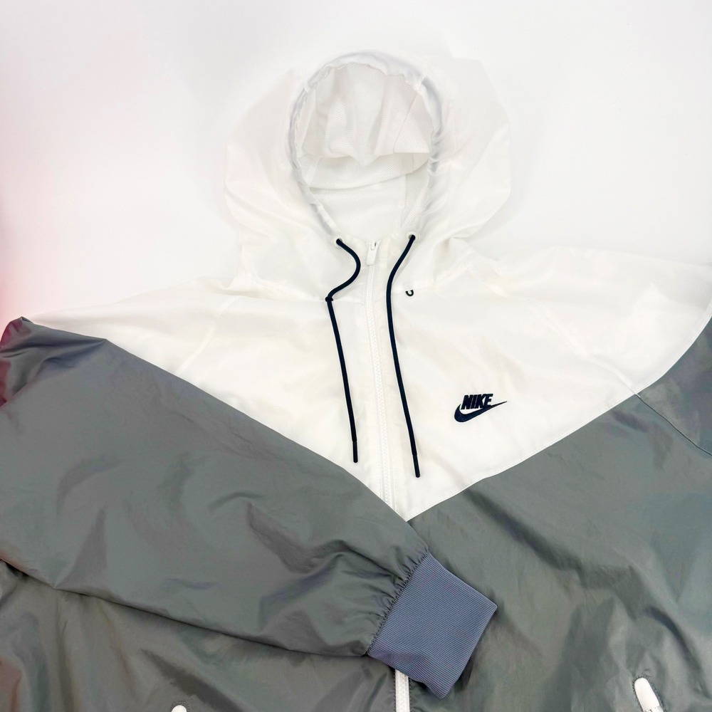 Nike Windrunner Jacket Mens XL White Grey Hooded Full Zip Windbreaker DA0001-101